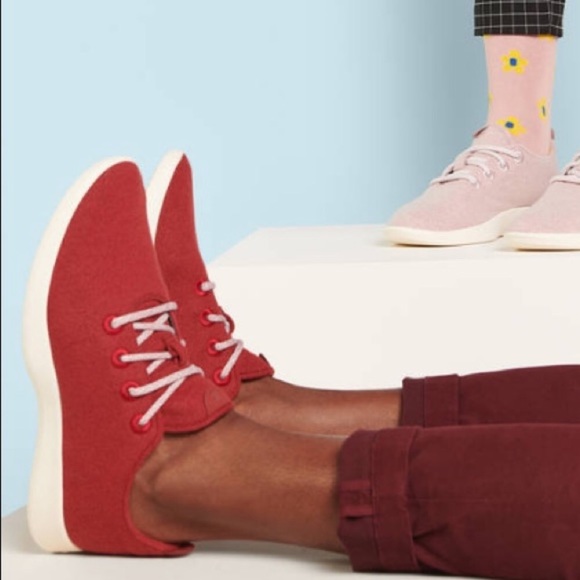 Mens red runners Clearance